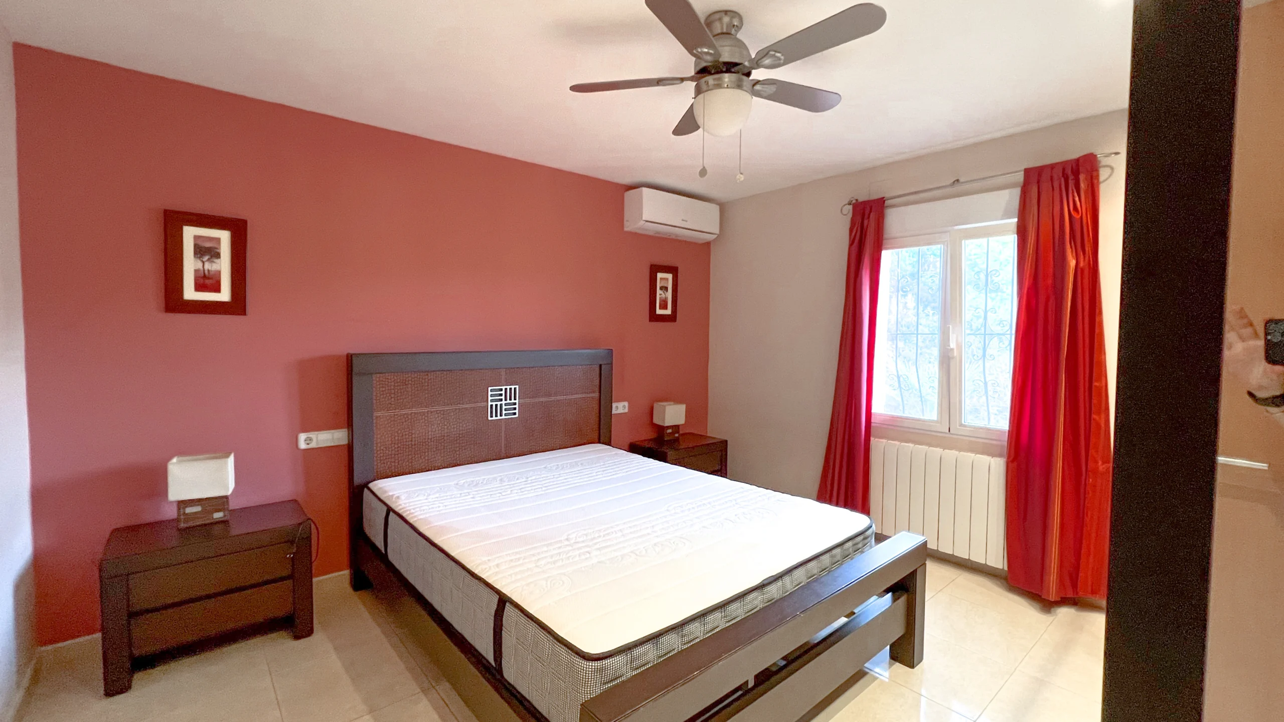 Bedroom with fitted wardrobes in Maryvilla Calpe property for sale