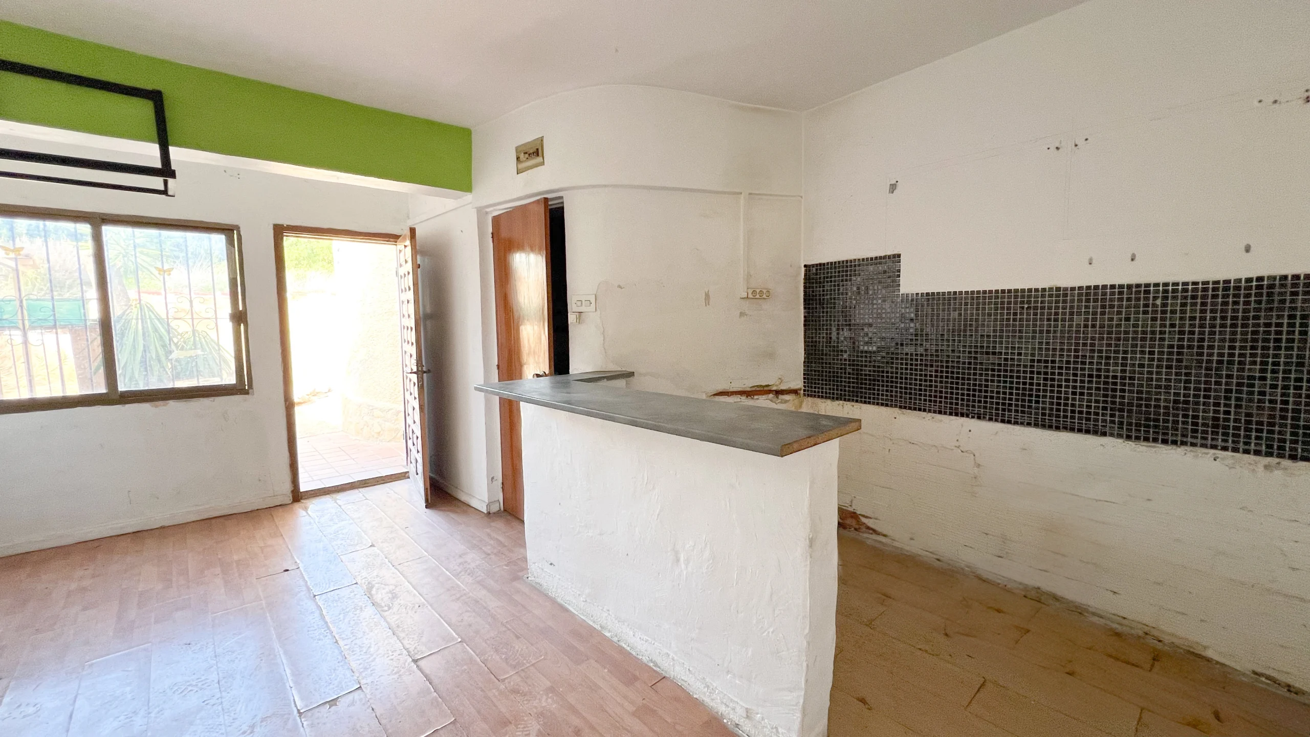 Villa for Renovation in a Prime Calpe Location Near the Beach. - garden area needing landscaping