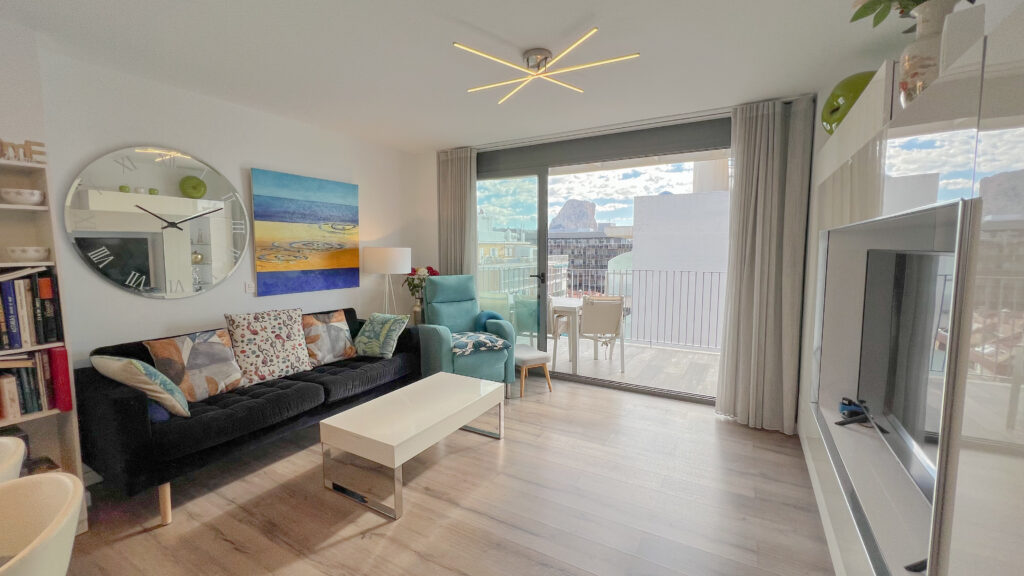 Penthouse for Sale in Calpe – Sea Views Near Arenal Bol Beach