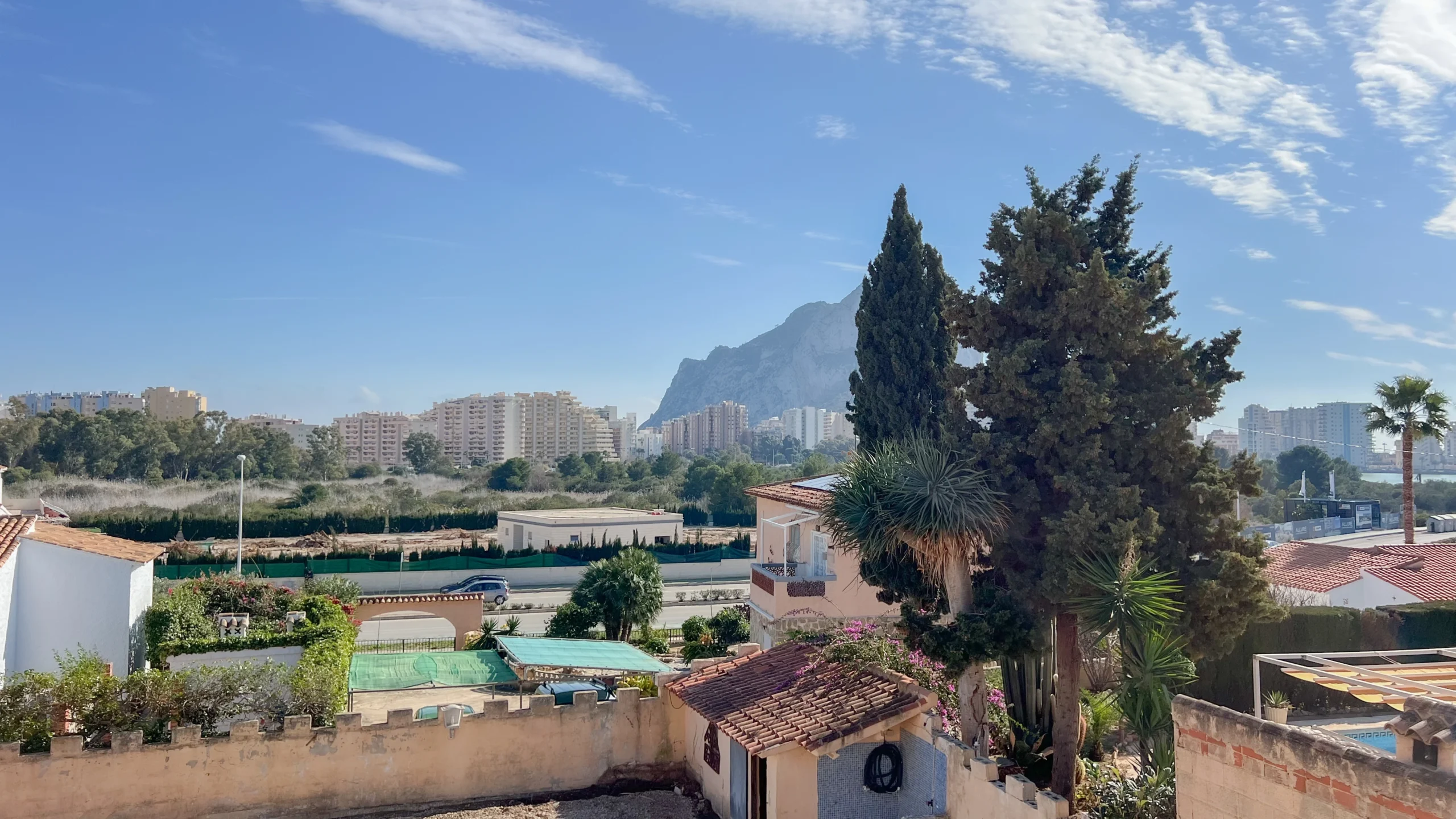 Panoramic view from Calpe renovation property overlooking the city and mountains