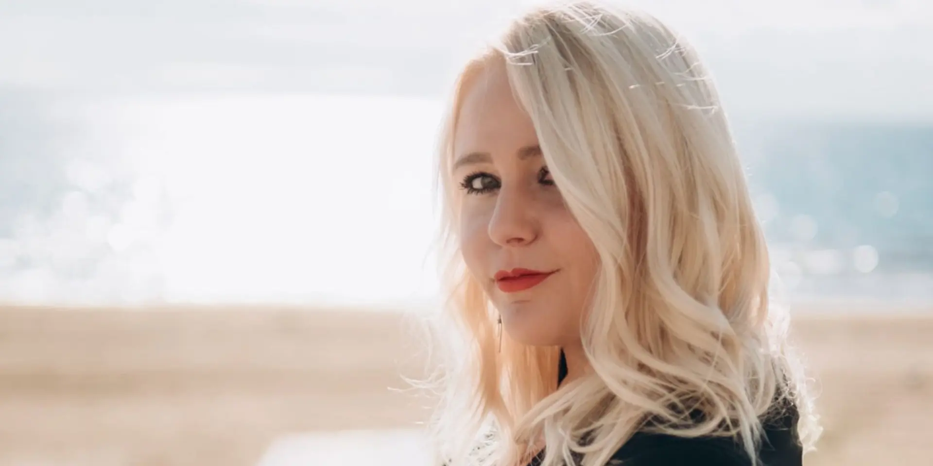 Sina Bohn of Solinea Real Estate on the Costa Blanca, advising a client on selling their property