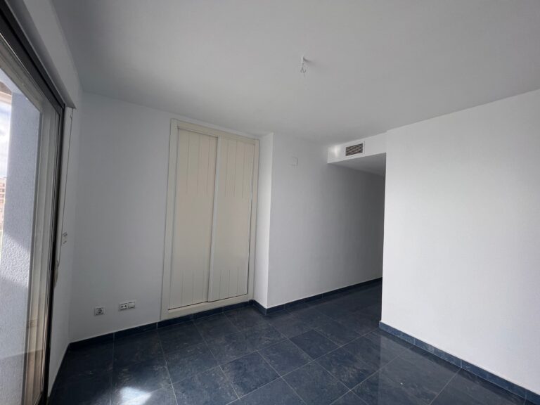 Beachfront Penthouse for Sale in Calpe, La Fossa