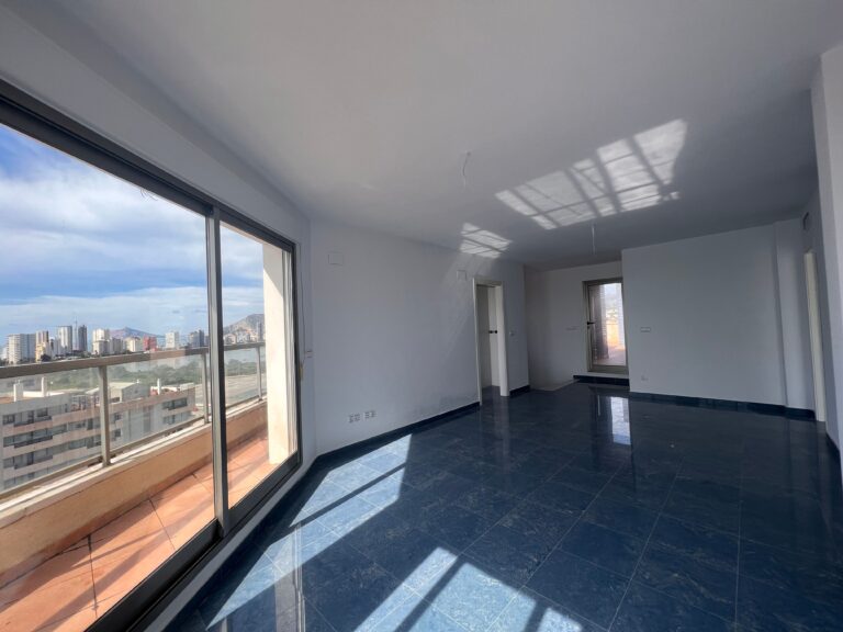 Beachfront Penthouse for Sale in Calpe, La Fossa