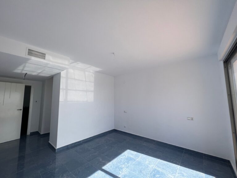 Beachfront Penthouse for Sale in Calpe, La Fossa