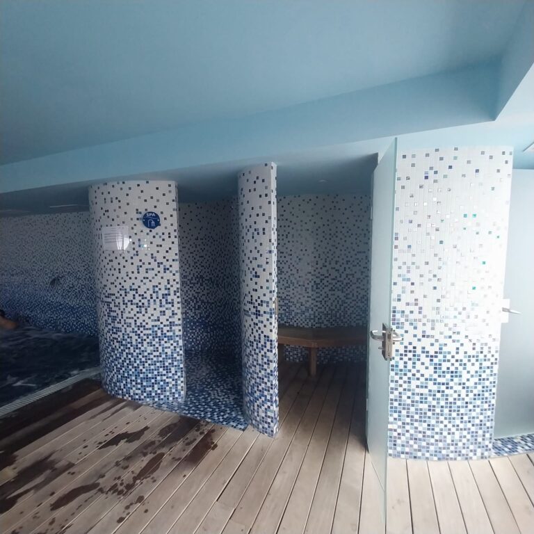 Beachfront Penthouse for Sale in Calpe, La Fossa