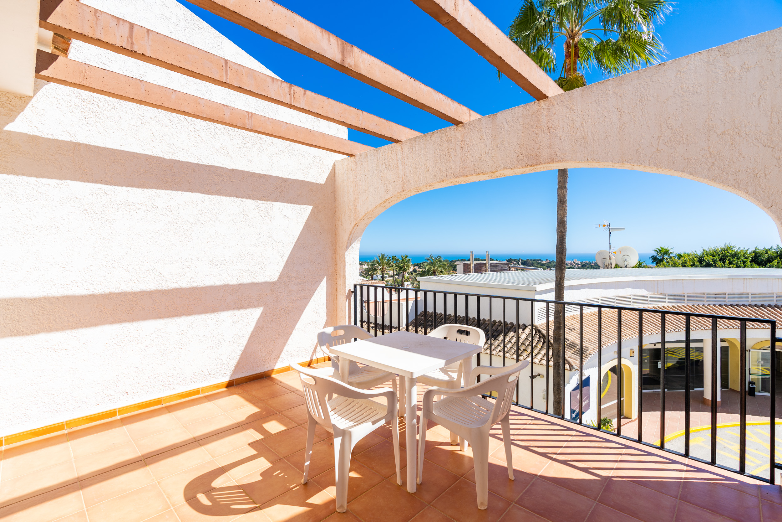 Panoramic Sea View Bunngalows for Sale in Calpe – Resort-Style Living Just 2.5 km from the Beach