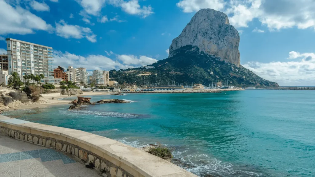 Calpe boat trips along the Mediterranean coastline with the Peñón de Ifach and marina in the background.