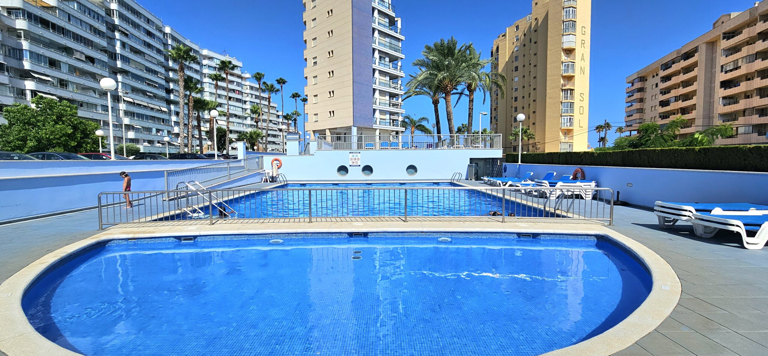 Modern Beachfront Duplex Penthouse with Panoramic Views, Calpe