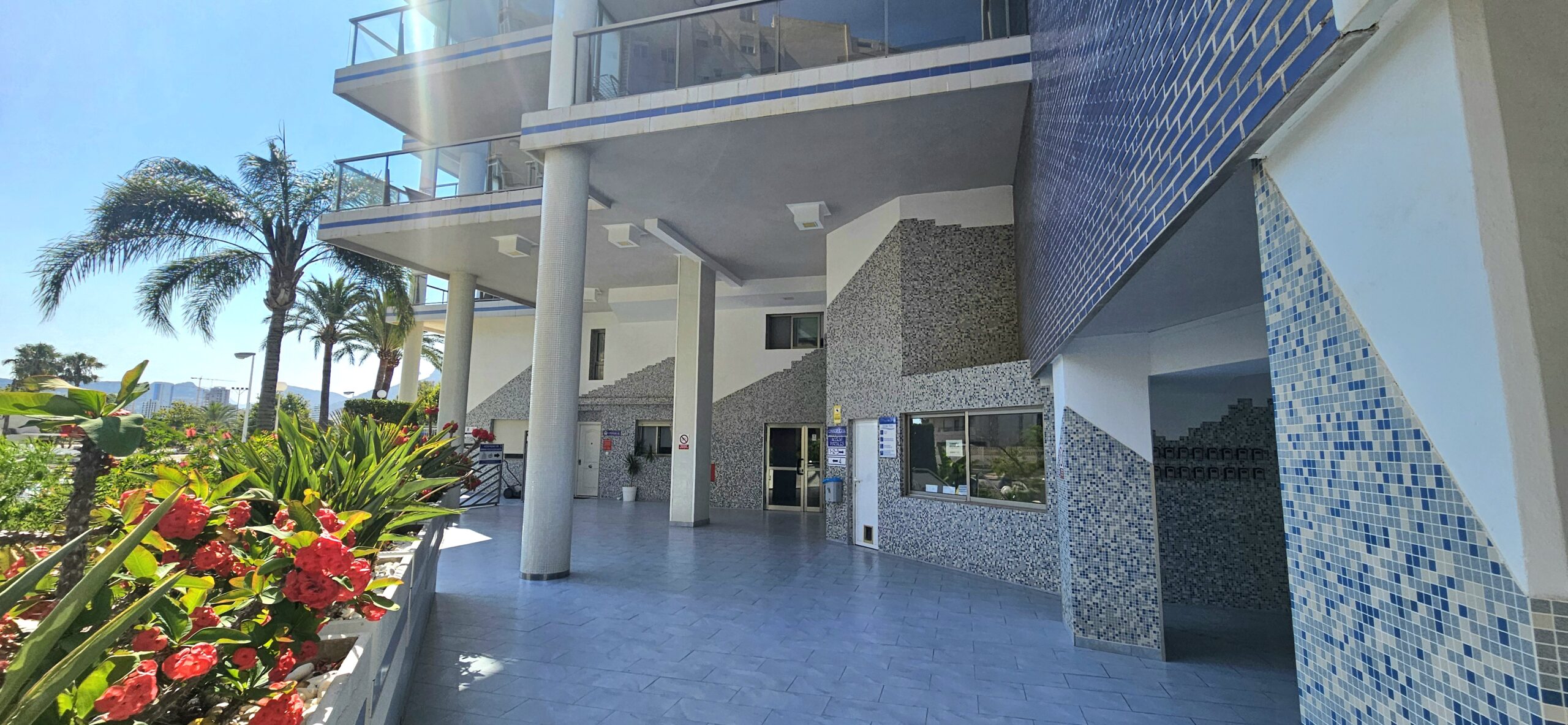 Modern Beachfront Duplex Penthouse with Panoramic Views, Calpe