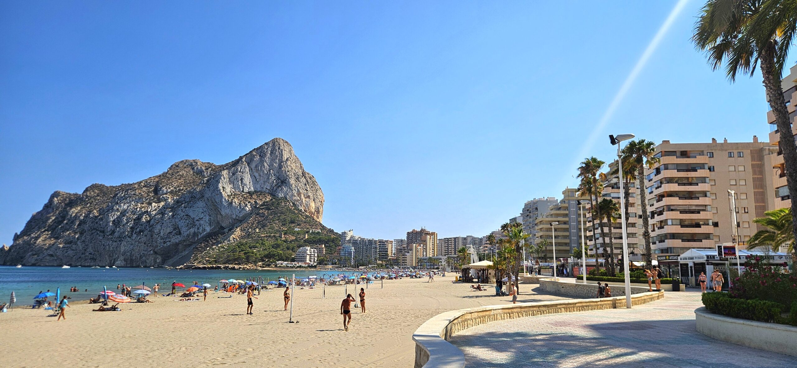 Modern Beachfront Duplex Penthouse with Panoramic Views, Calpe