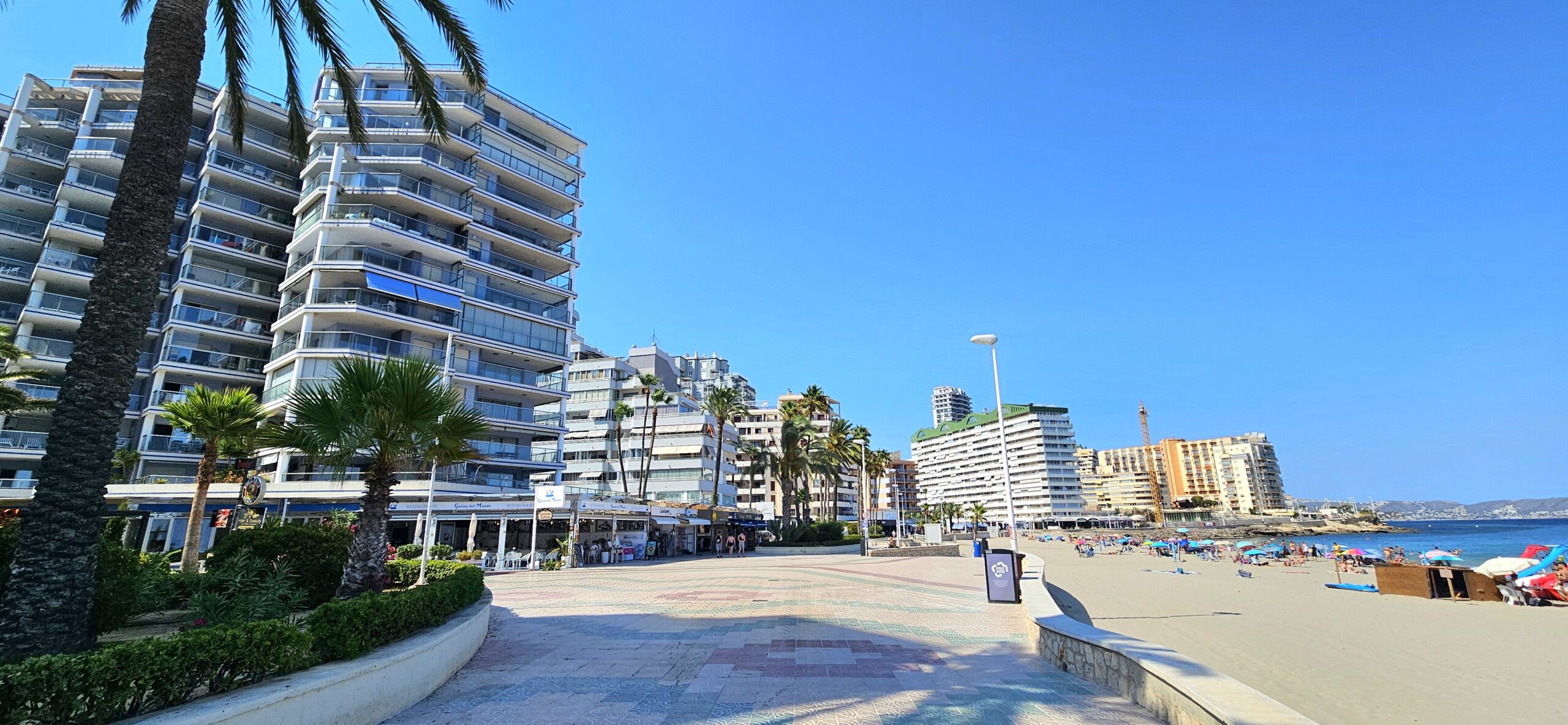 Modern Beachfront Duplex Penthouse with Panoramic Views, Calpe