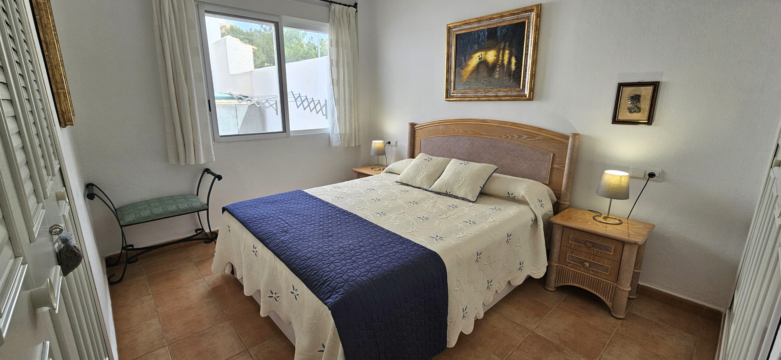 Bright Apartment with Spacious Private Terrace Near the Beach in a Popular Residential Complex, Calpe