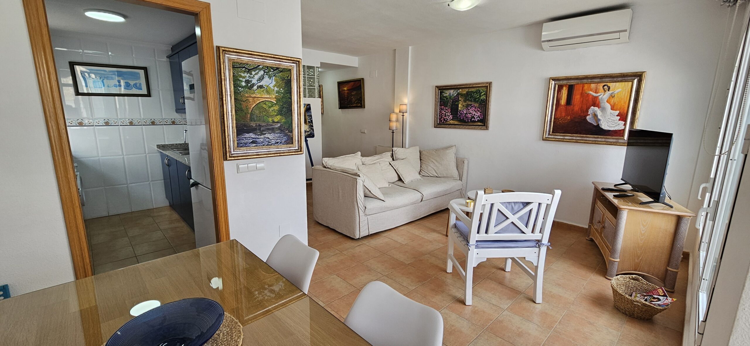 Bright Apartment with Spacious Private Terrace Near the Beach in a Popular Residential Complex, Calpe