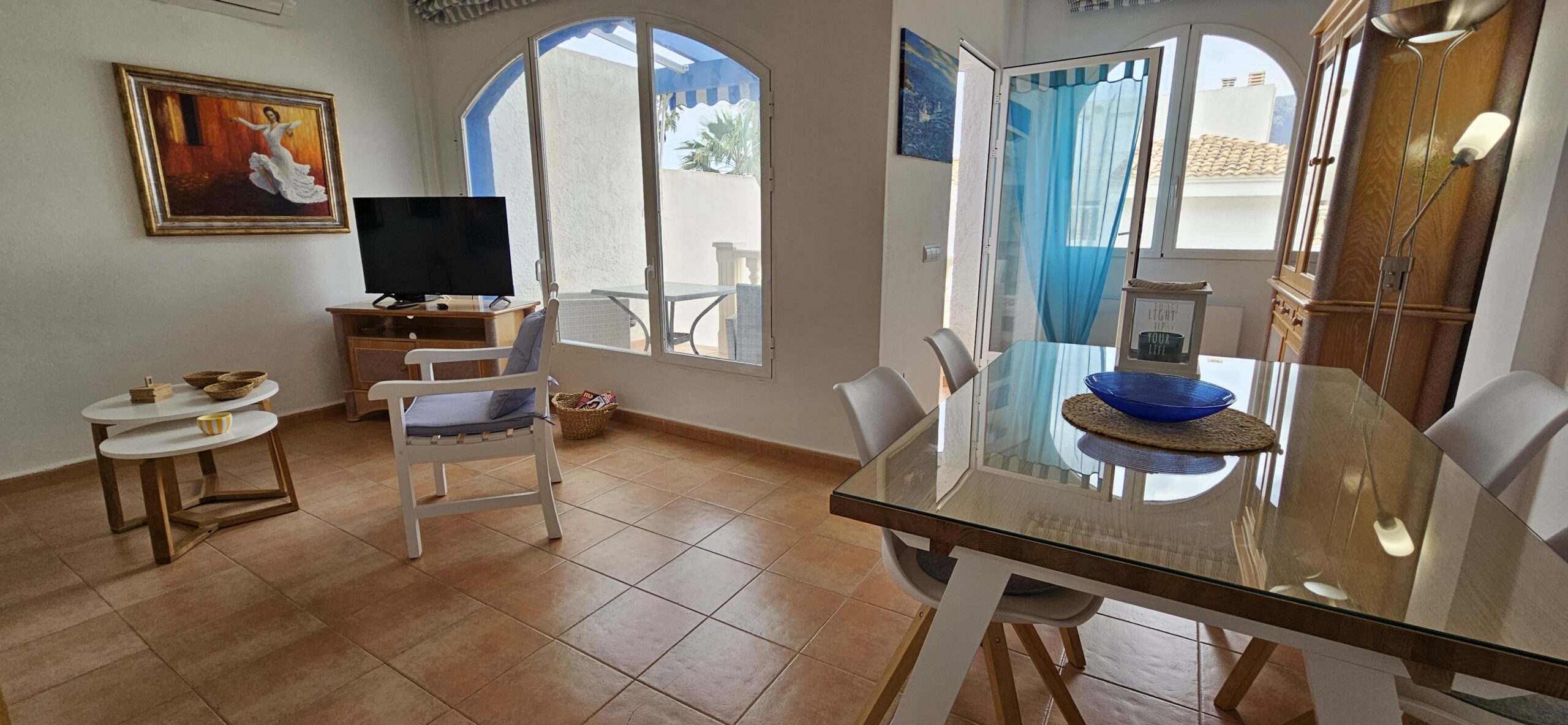 Bright Apartment with Spacious Private Terrace Near the Beach in a Popular Residential Complex, Calpe