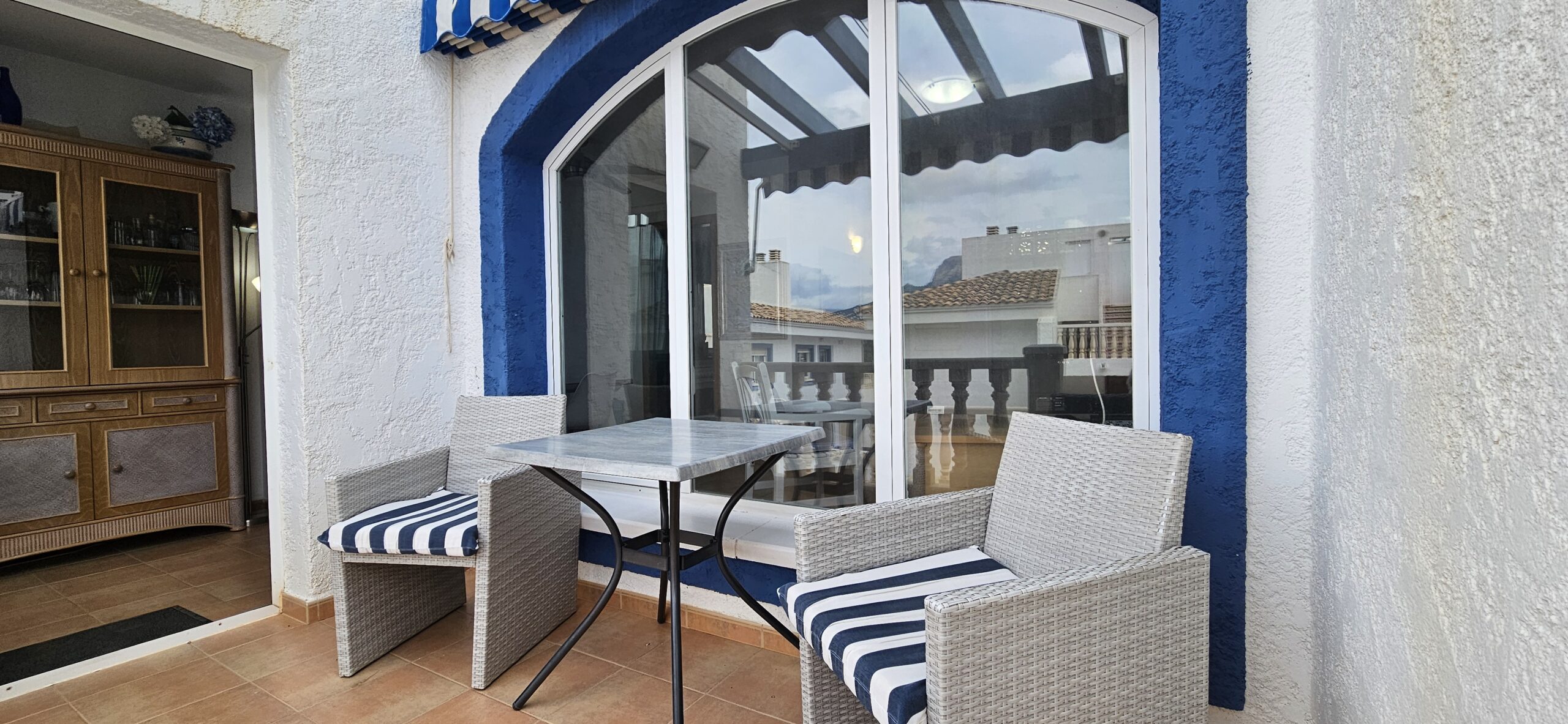 Bright Apartment with Spacious Private Terrace Near the Beach in a Popular Residential Complex, Calpe