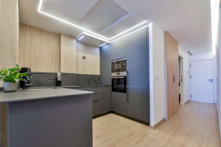 Luxurious Frontline Beach Duplex Apartment with Panoramic Sea Views in Mascarat, Altea