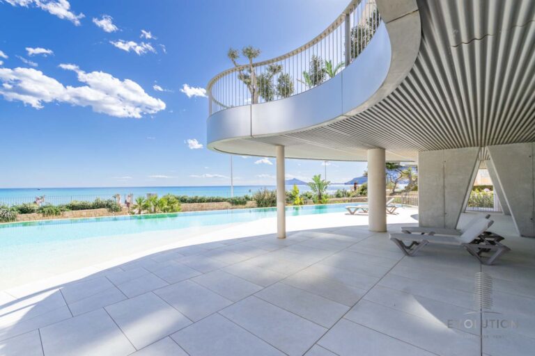 Frontline New Build Apartment in Arenal-Bol, Calpe
