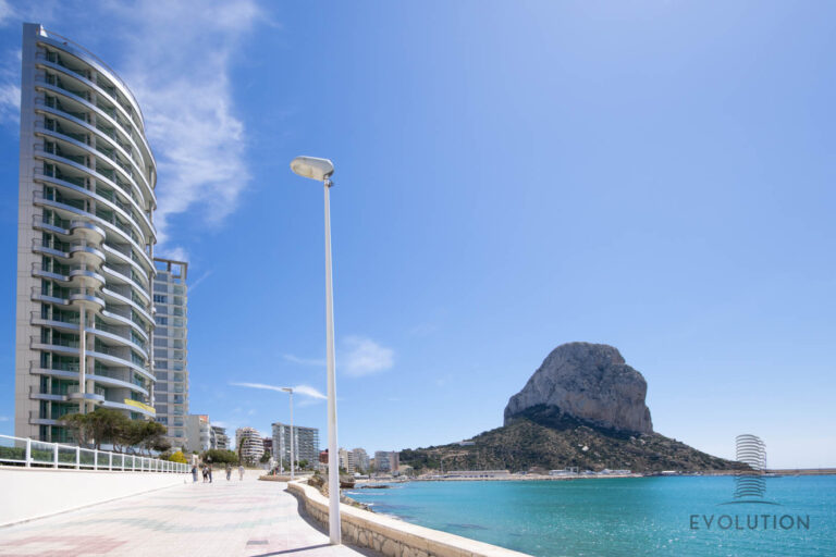 Frontline New Build Apartment in Arenal-Bol, Calpe
