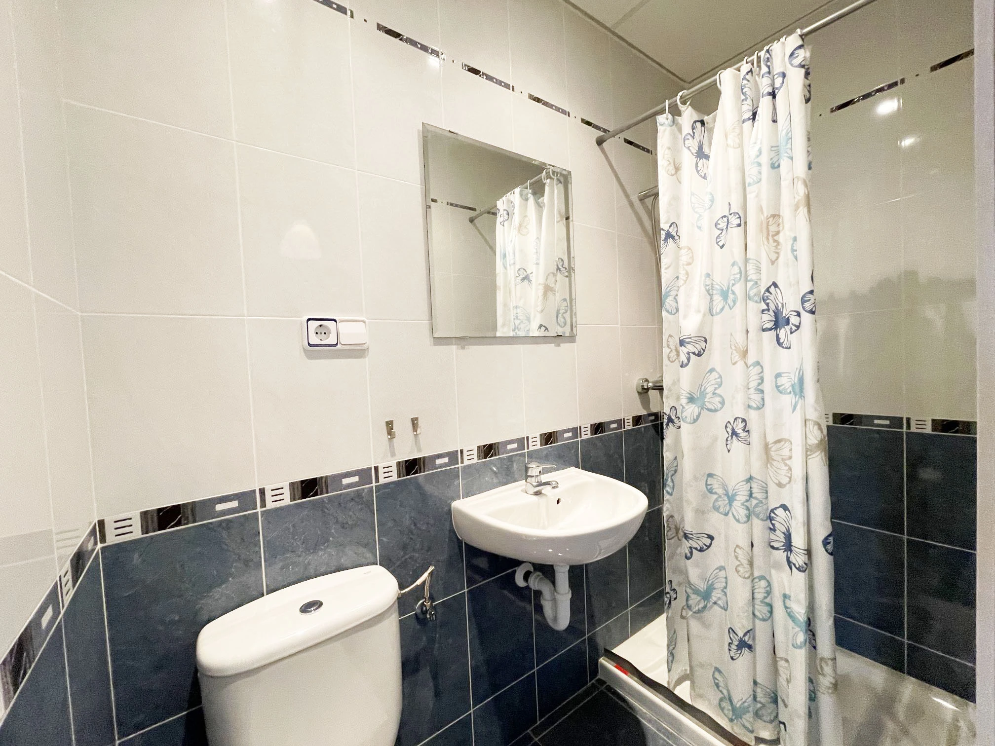 Bathroom with shower at detached villa in Calpe