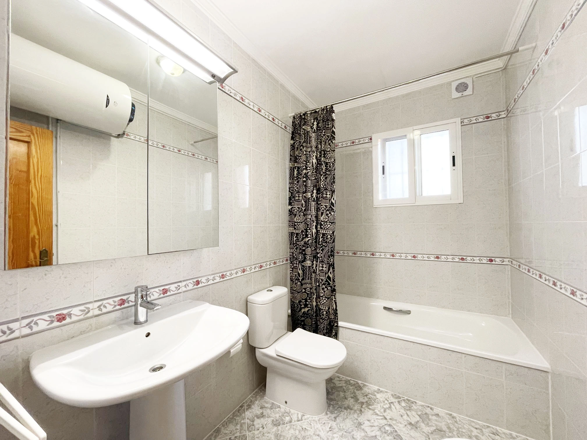 Bathroom with bathtub at detached villa in Calpe