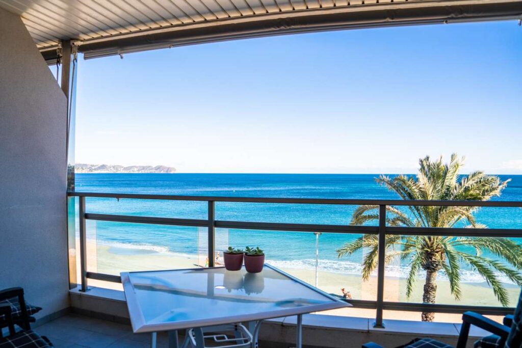 Frontline Beachfront Apartment by La Fossa Beach