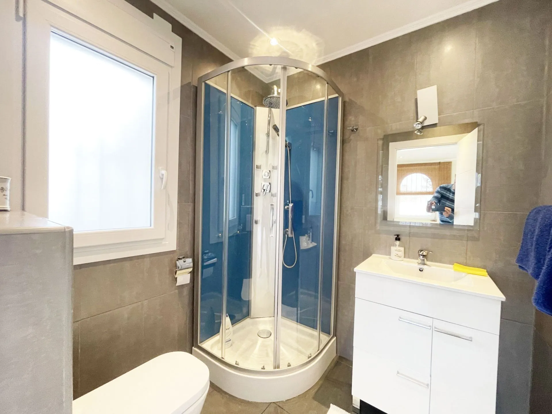 En-suite bathroom with vanity at renovated villa in Calpe