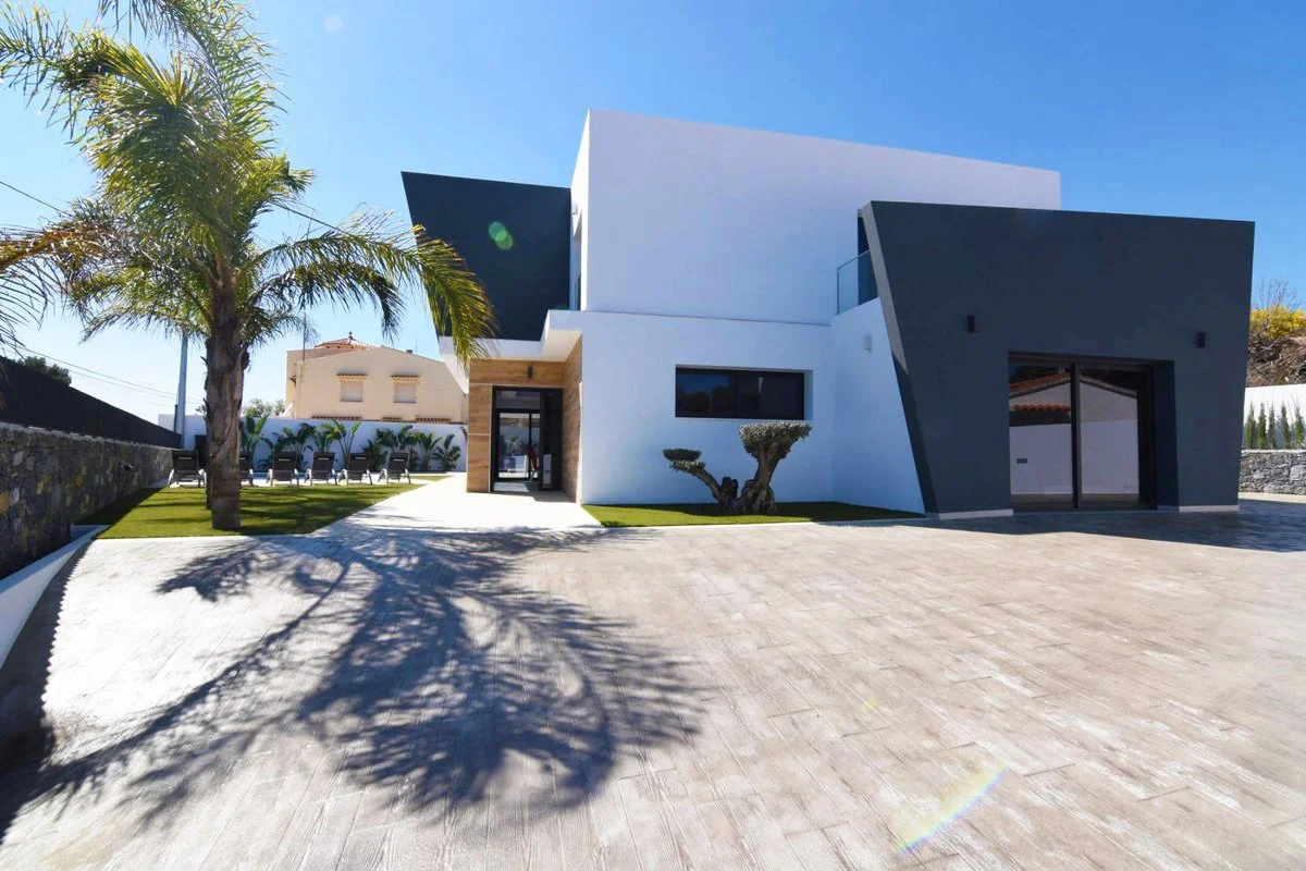 Exterior driveway and entrance area of modern villa in Carrió, Calpe