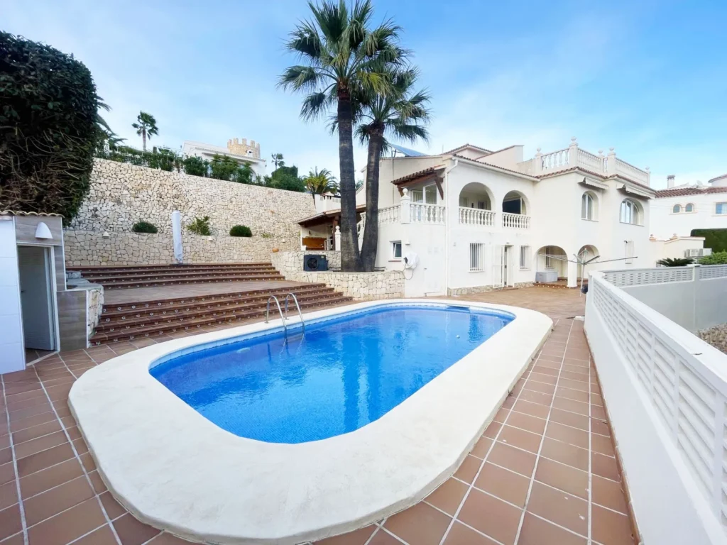 Renovated Villa with Panoramic Sea Views in Calpe