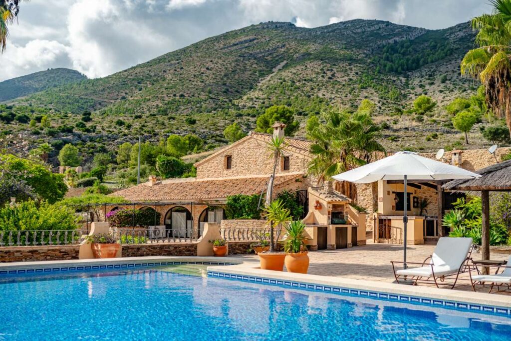 Historische luxe finca met adembenemend uitzicht in Benissa