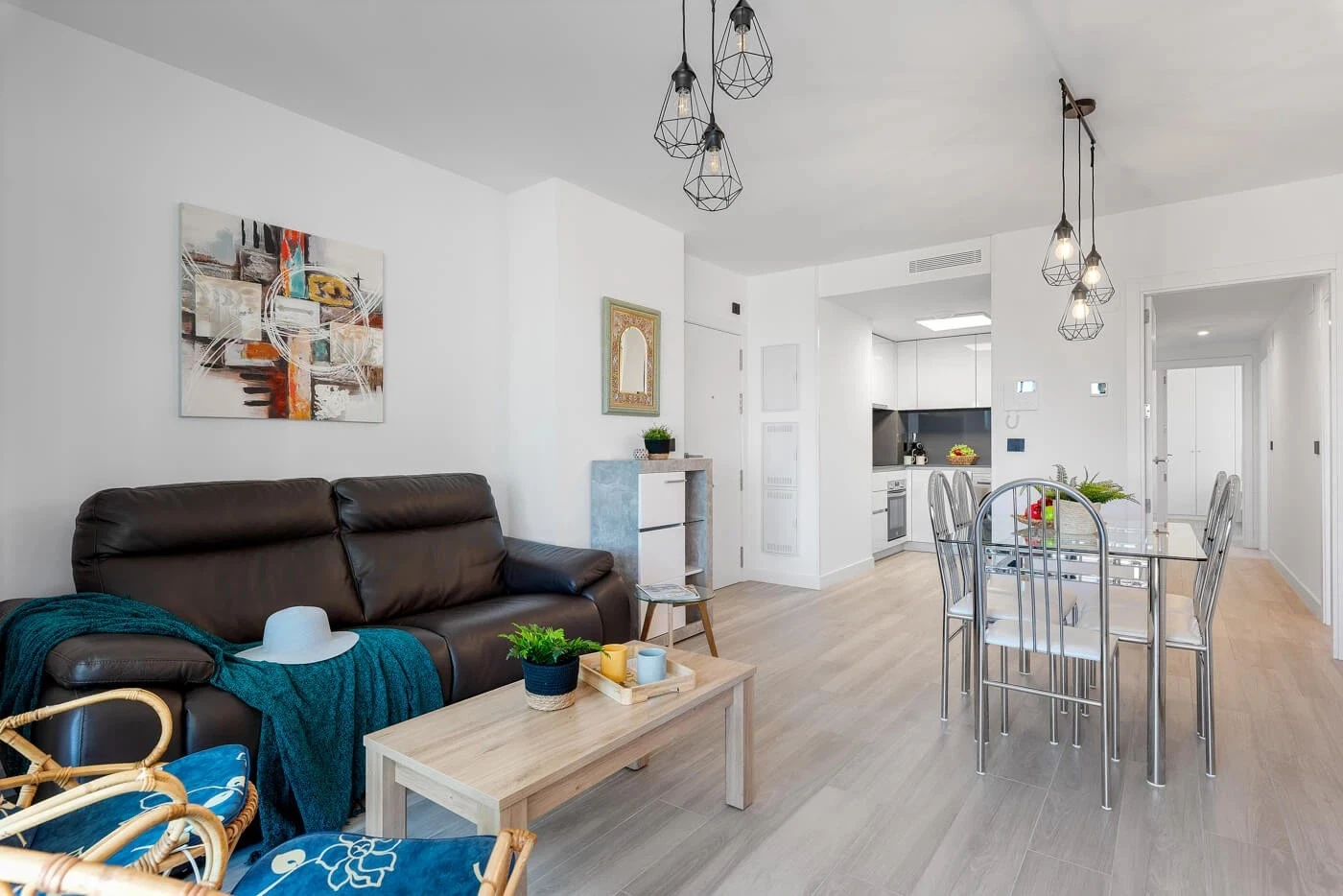 Living and dining area in 3-bedroom apartment in Arenal-Bol, Calpe