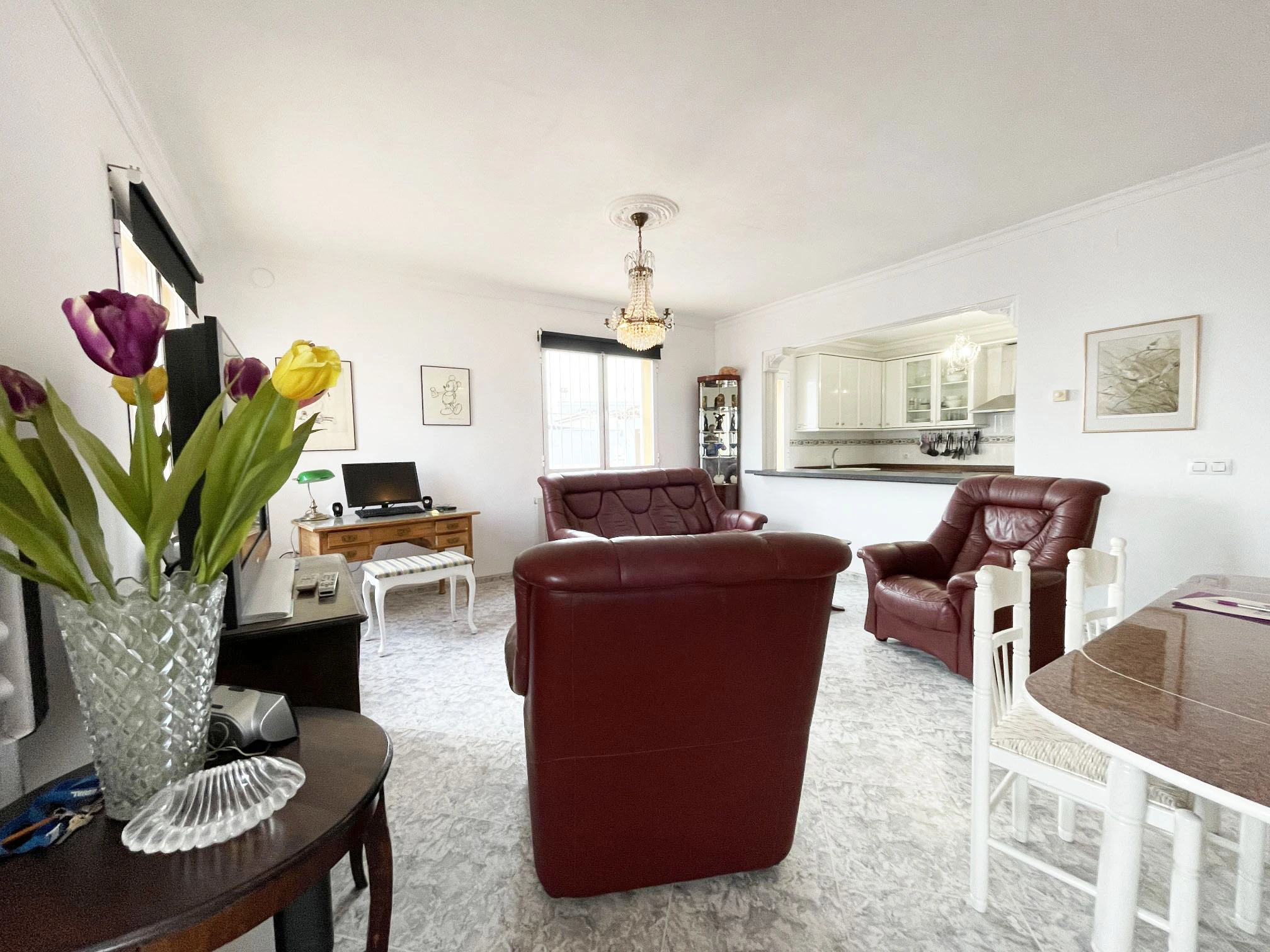 Living room with open kitchen at detached villa in Calpe
