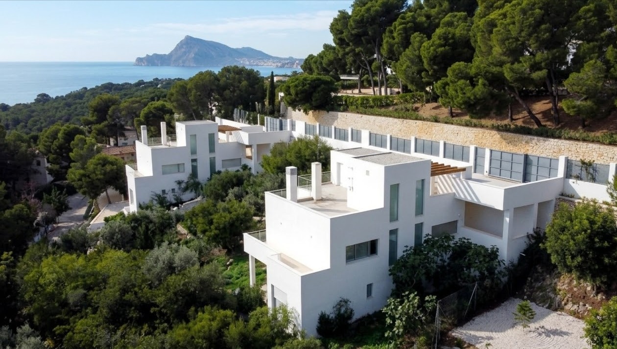 Luxury villa in Altea with panoramic sea views towards the Peñón de Ifach