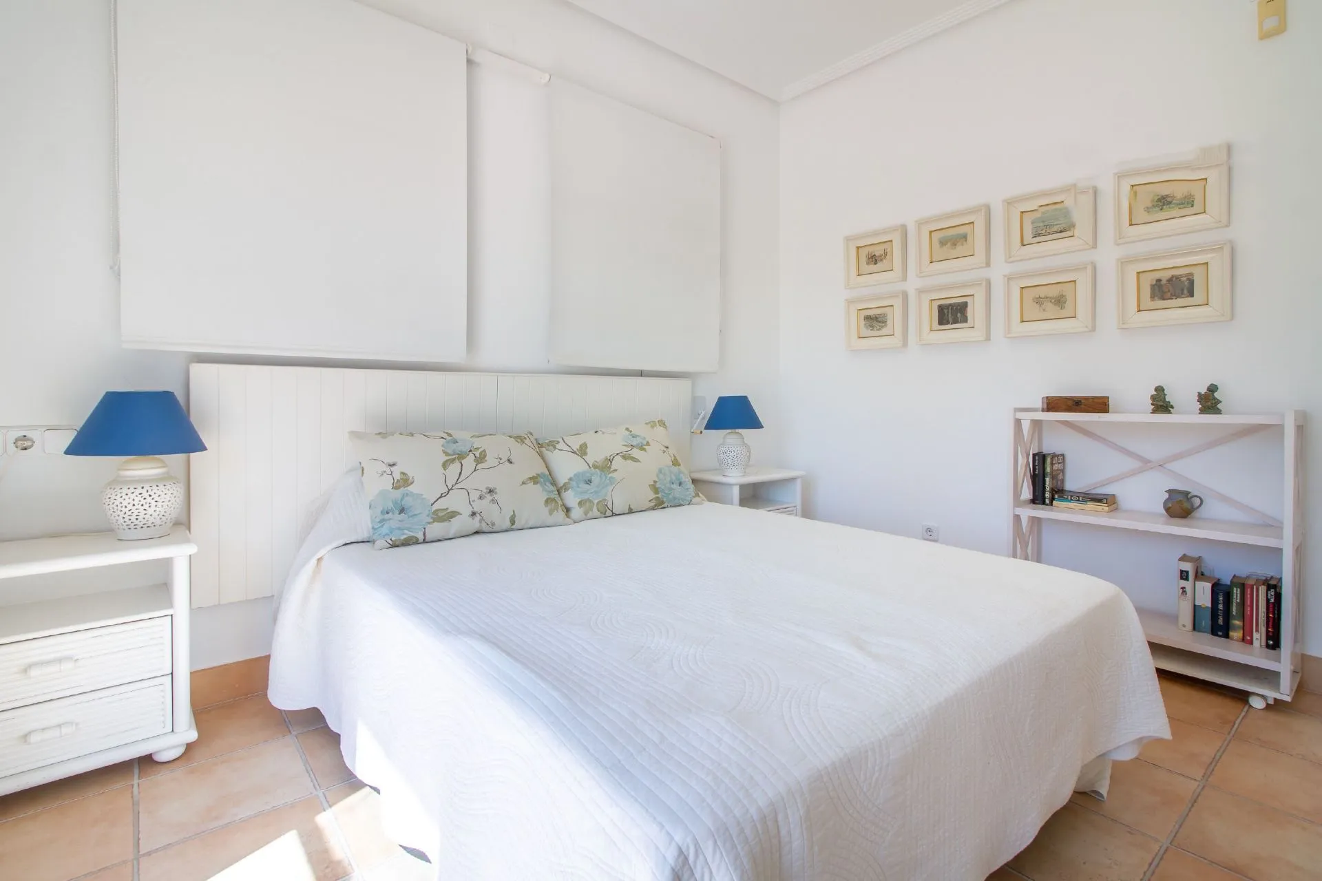 Main bedroom inside 3-bedroom bungalow in La Vallesa Calpe