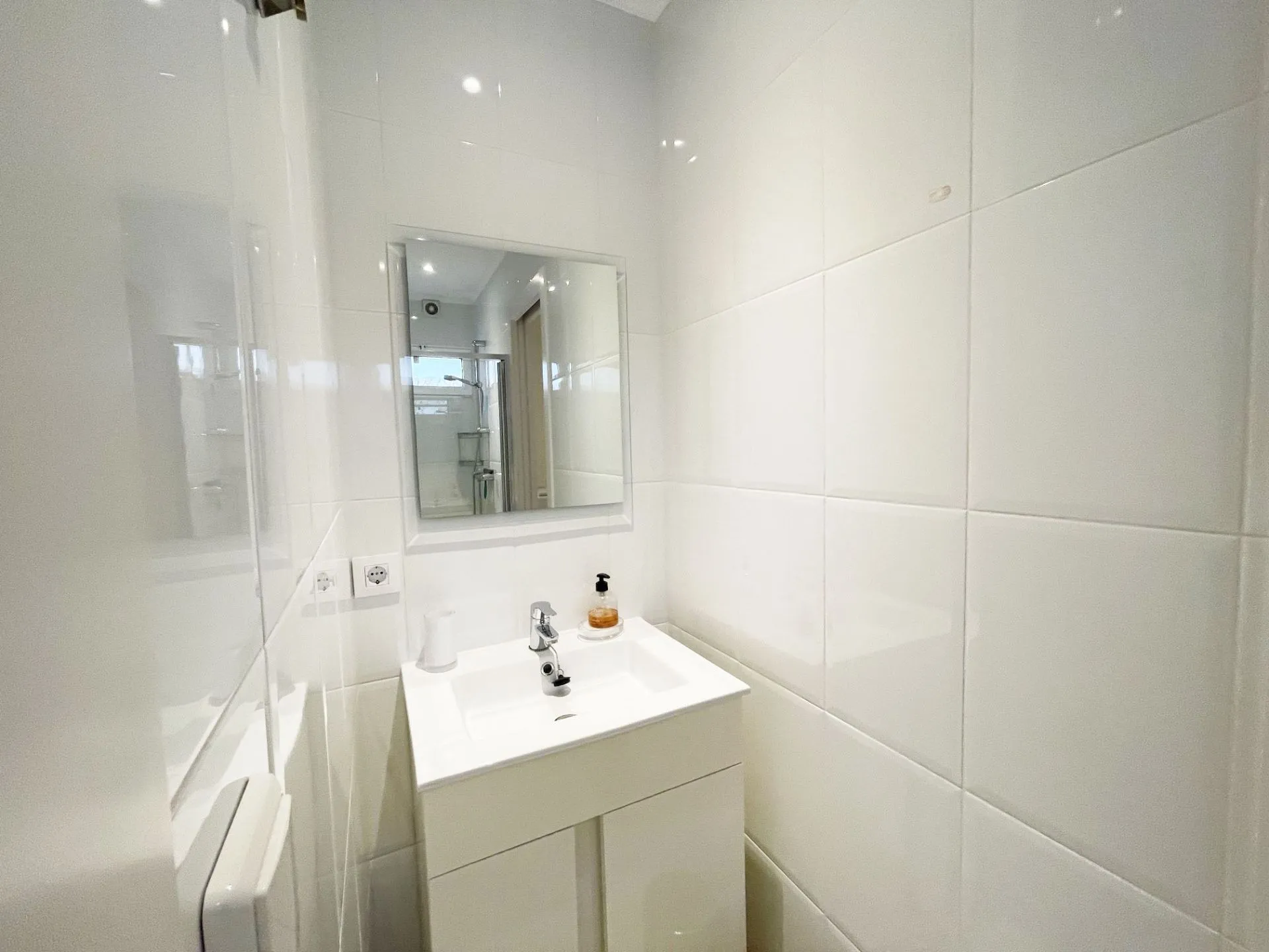 Main floor guest toilet inside renovated villa in Calpe