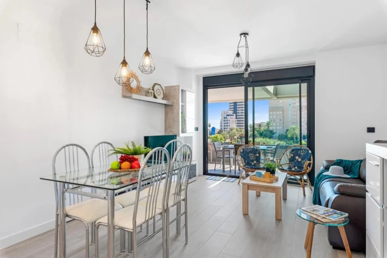 Open living area with terrace access in apartment in Arenal-Bol, Calpe