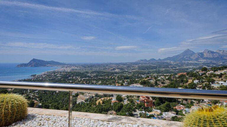 Appartement panoramique avec vue sur mer et terrasse de 145 m² à Sierra de Altea