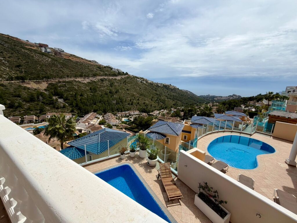 Modern Three-Level Villa with Sea and Portet Valley Views in Moraira