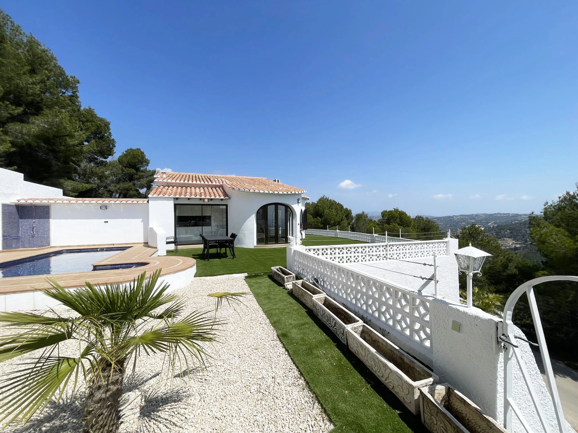 Pool terrace, garden and sea views at Oltamar villa in Calpe