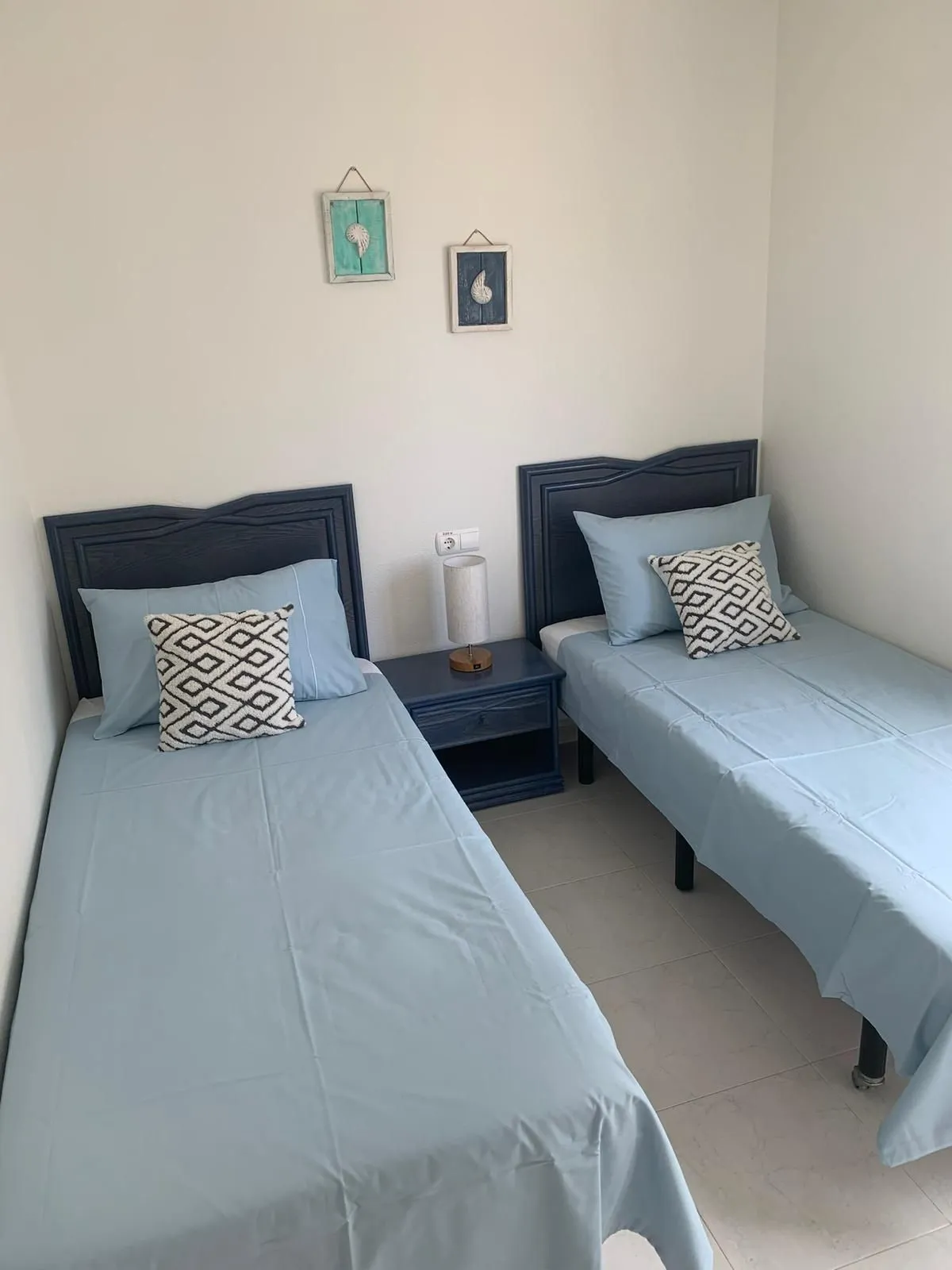 Twin bedroom inside duplex penthouse in La Fossa, Calpe