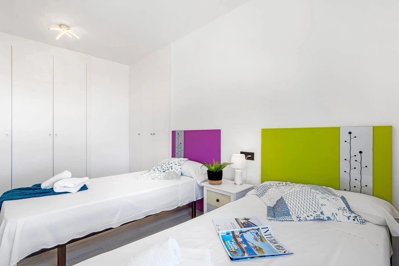 Twin bedroom with built-in wardrobes in apartment in Arenal-Bol, Calpe