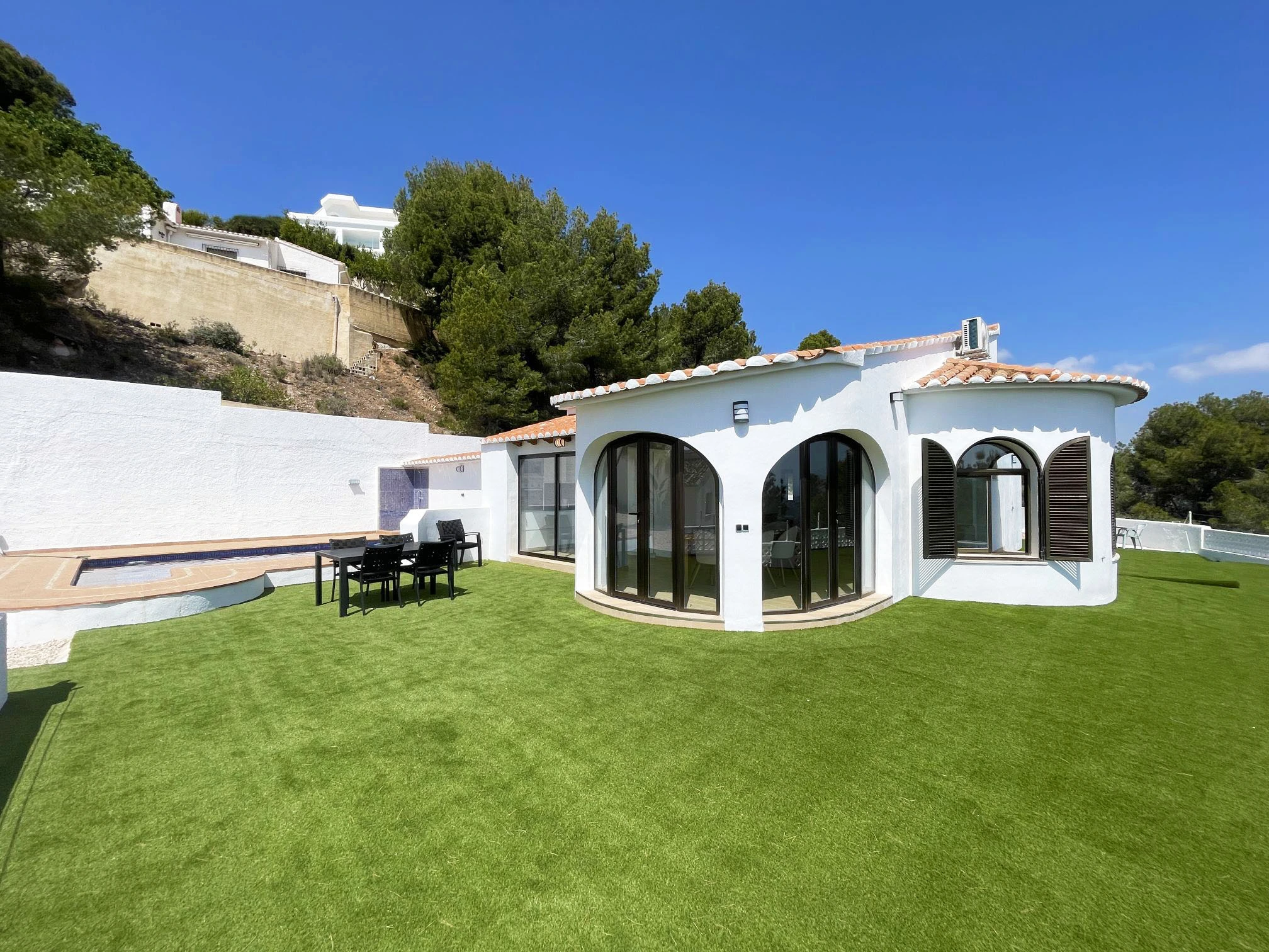 Villa exterior with garden and private pool in Oltamar, Calpe